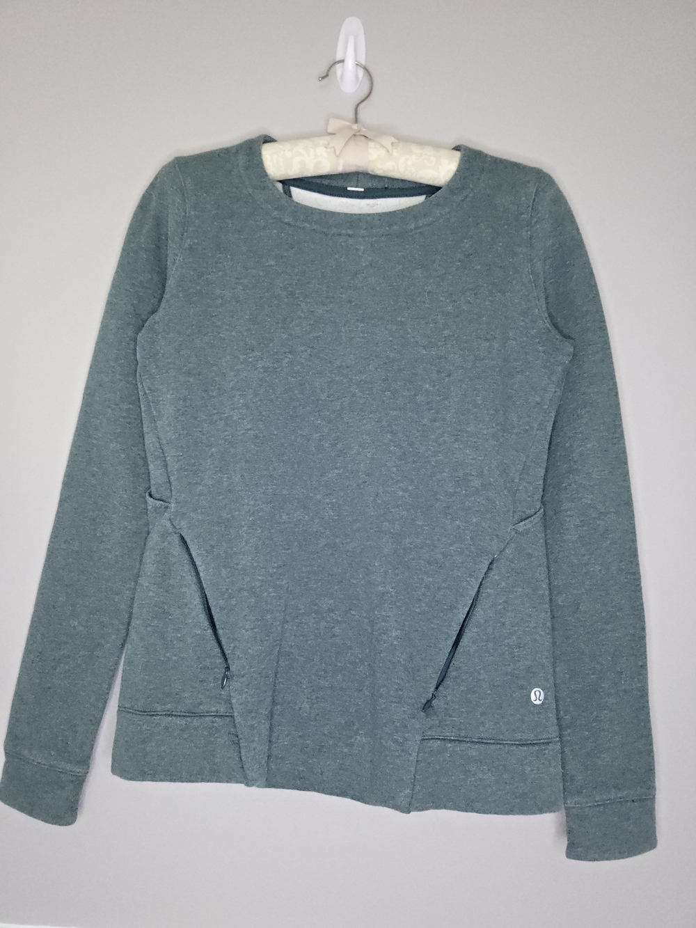 lululemon athletica Women's Heather Slate Green Crewneck Sweatshirt